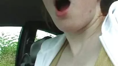 Hahal מצלמות סקס לייב חינם לחטוף אמא כתפיים רחבות עם קונדום