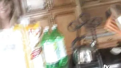 בחור צעיר הולם בסרטן שלו. צאט פורנו חינם