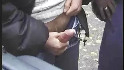הבחורה הלכה למשרד של סקס חי חינם הבוס ומצצה לו.