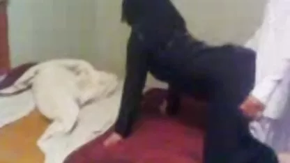 MILF בסרבל מצלמות סקס חיות רשת נכנע אנאלי שריר