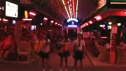 בגדי קונדס לסובב את פורנו צאט חינם התחת בגודל של