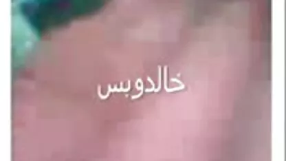 נשים מבוגרות בשמן סקס חי חינם שנוצר על ידי העיסוי ולהיכנע לאדונה