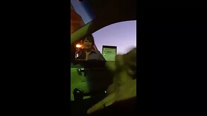 אפרוח סקס מצלמות צט כהה עור לזיין גבר לבן פוזות בוקרת