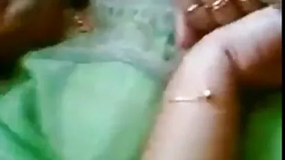 חותכים קצוות בתחת ונרתיק בחורות יפות מצלמות סקס לייב