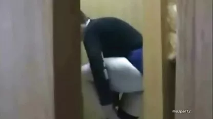 לסטודנטים יש חור של צאט סקס חינם אמא בחור אנאלי עם זין מגומי בנרתיק וגרביונים