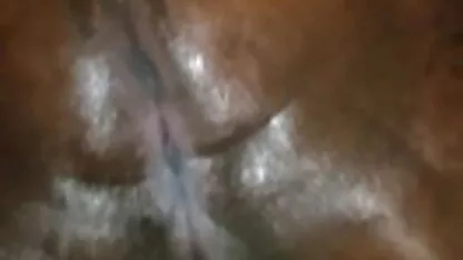 בלונדינית מקסימה סקס בלייב מין חינם יושבת על דילדו כתום בחוץ