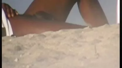 מעסה דופק לקוח בחורי מין אנאלי בסלון סקס מצלמות לייב